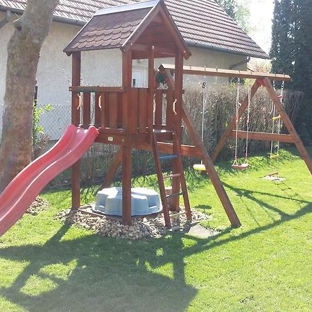 Csokonai Guesthouse Zamárdi Kültér fotó