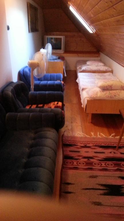 Csokonai Guesthouse Zamárdi Szoba fotó