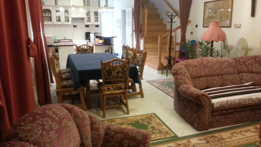 Csokonai Guesthouse Zamárdi Szoba fotó
